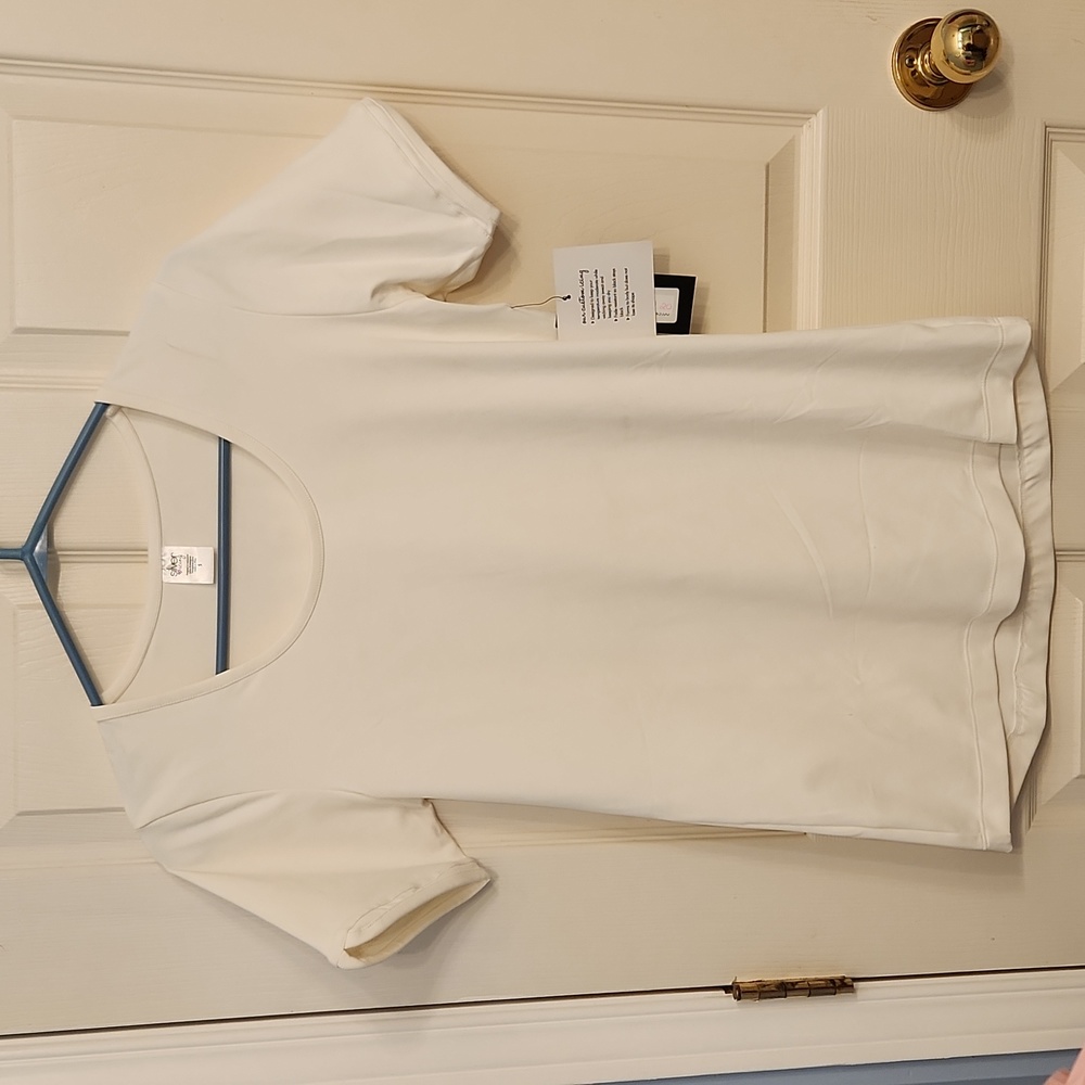 Silver Icing white Denise Tee Sz S
